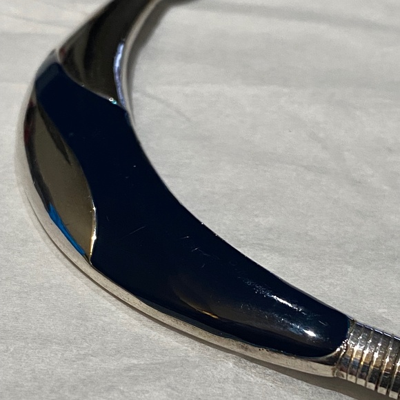 Vintage Y2K Silver Tone Serpentine Collar Omega Necklace Blue Enamel Panel - Picture 6 of 13